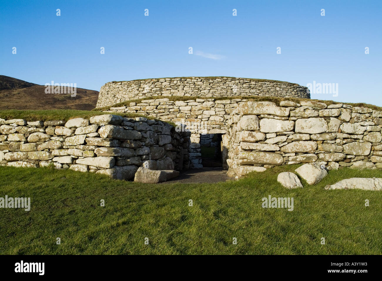 dh CLICKIMIN BROCH SHETLAND Scottish Iron Age Broch Defensive Fortifikation Erbe Festungsturm Stockfoto