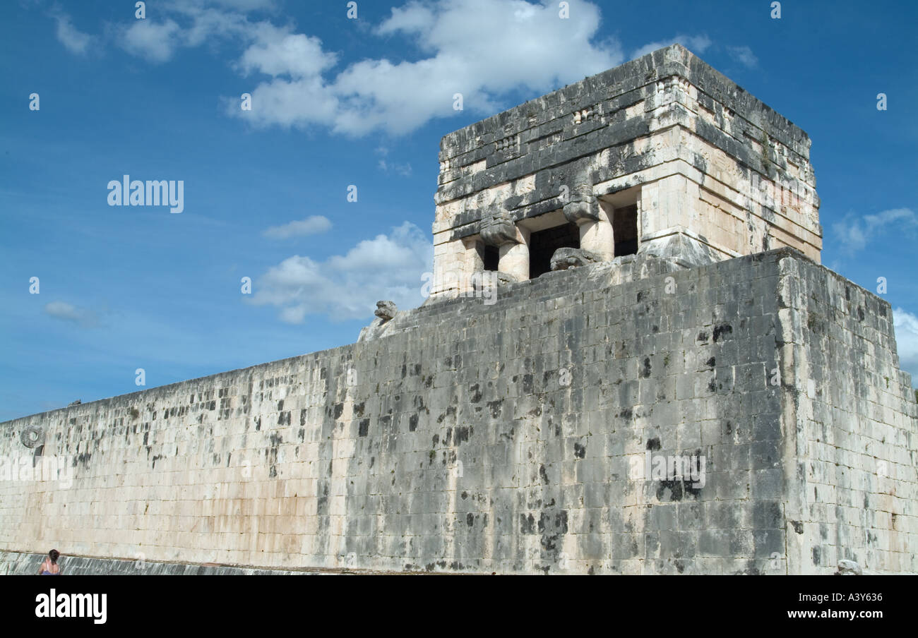 Gericht Chichen Itza Oberwand Tempel Rituale Ballspiele Riviera Maya Yucatan Mexiko Stockfoto