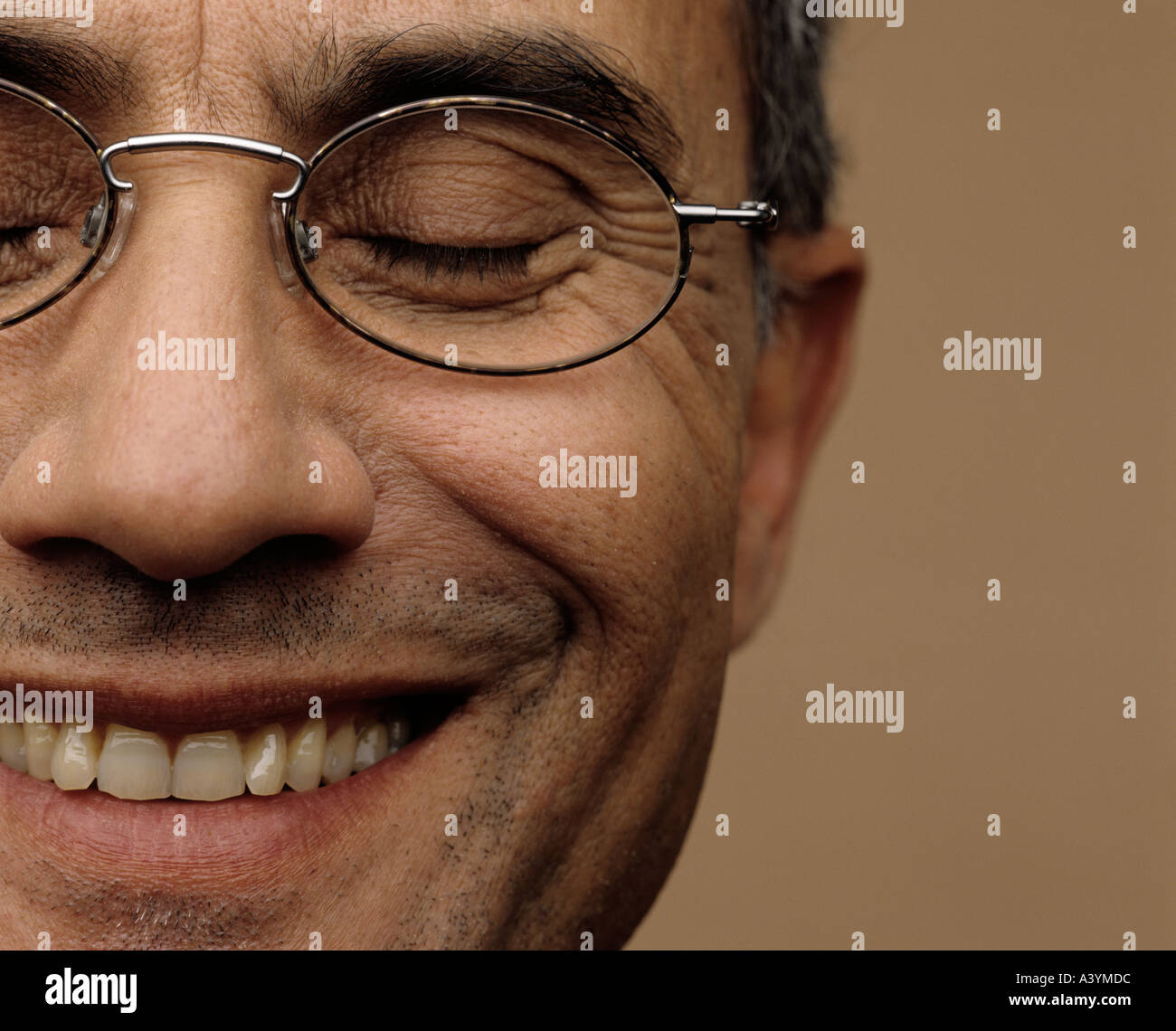 Gesichts Detail des Lächelns reifen Mannes Stockfoto