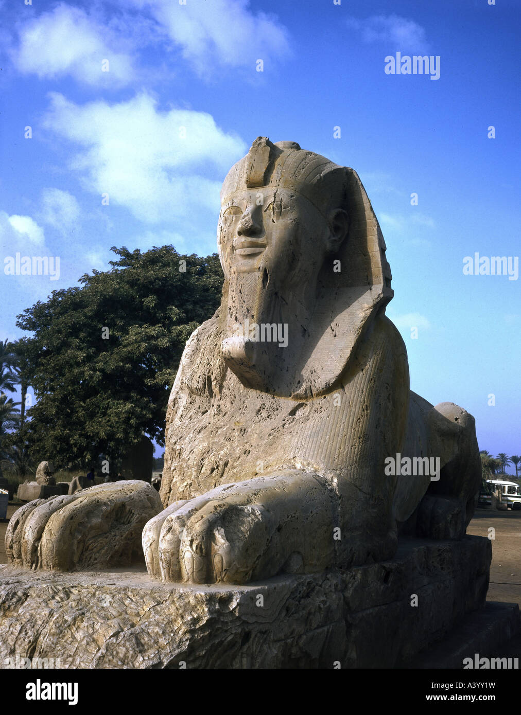 Reise/Geographie, Ägypten, Memphis-Inseln, Denkmäler, Sphinx, ursprünglich am Eingang des Ptah-Tempels, ca. 1400 v. Chr., historisch, historisch, Afrika, Architektur, alte Welt, Neues Königreich, 18. Dynastie, 15./14. Jahrhundert v. Chr., Skulpturen, Skulpturen, alte Welt, Stockfoto