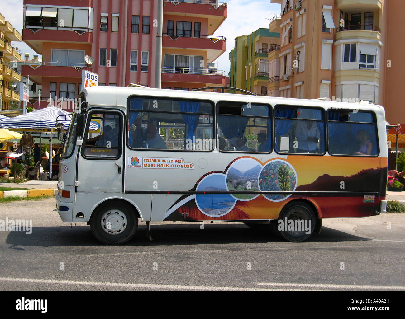 Bus Dolmus Hauptmodus des öffentlichen Verkehrs in der Türkei Stockfoto