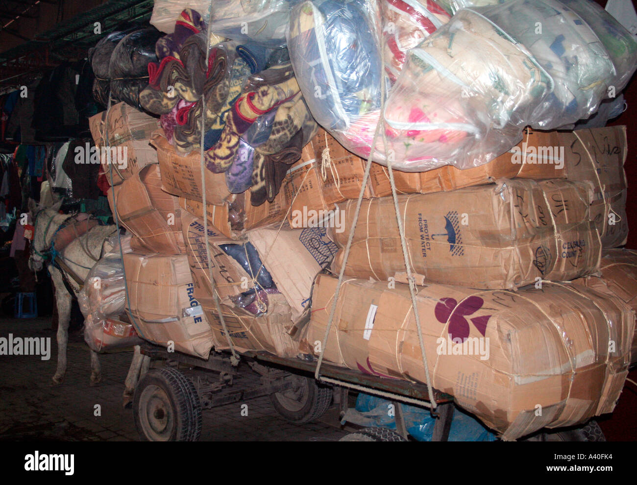 Cart Donkey Heavy Stockfotos Cart Donkey Heavy Bilder Alamy