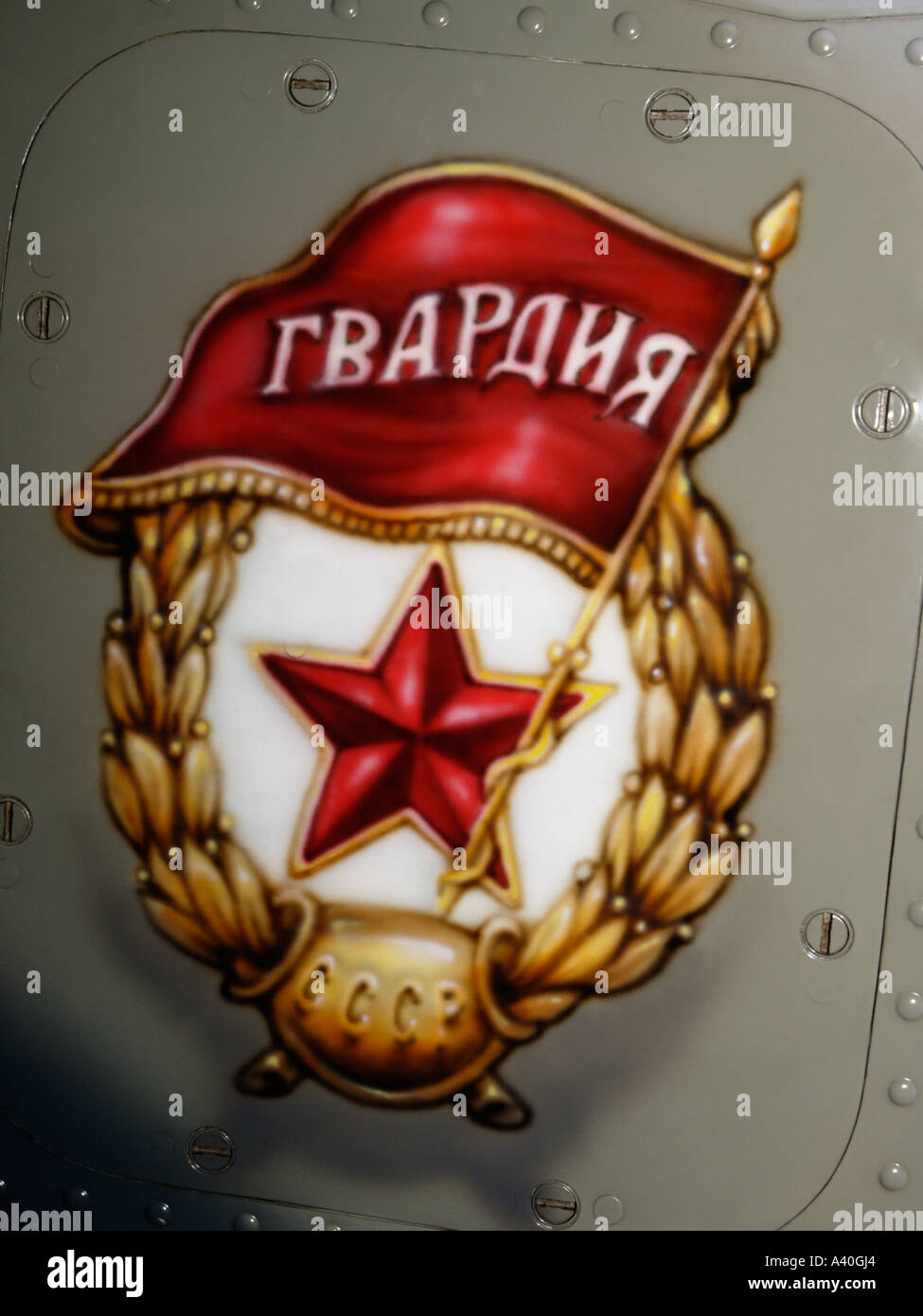 Airbrush Logo sowjetischen Emblem auf Jakowlew Jak-52 Warbird cockpit Stockfoto