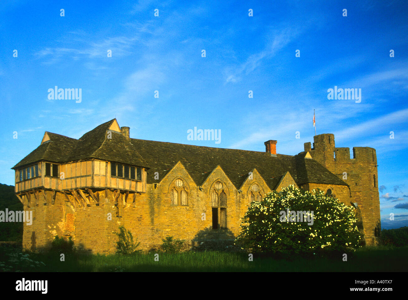 Stokesay Castle in Shropshire ist ein 13. Jahrhundert Tudor mittelalterlichen befestigten Herrenhaus England Vereinigtes Königreich UK Großbritannien GB Stockfoto