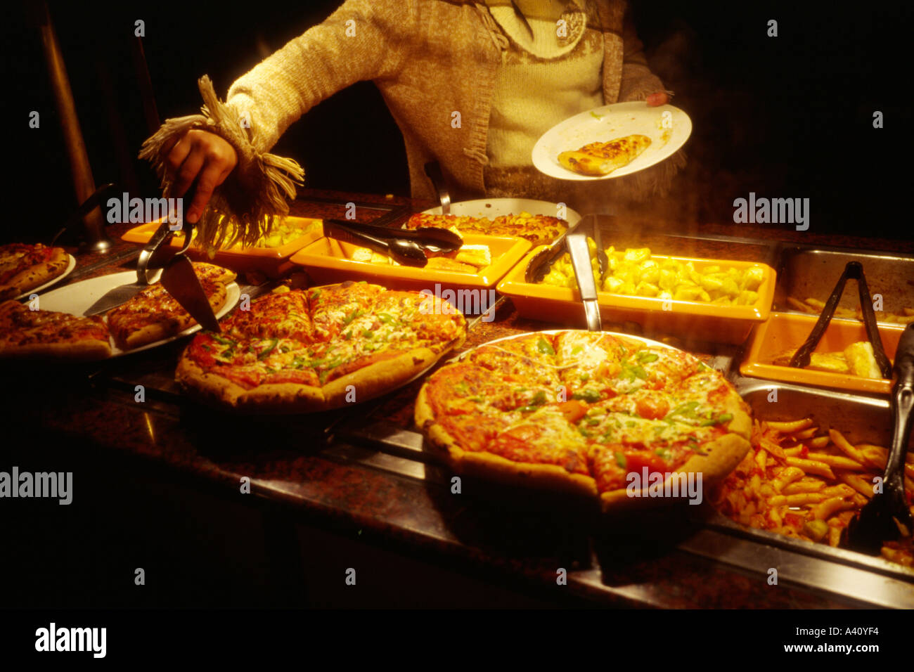 Selbstbedienungsladen für eine Pizza in einem Londoner restaurant Stockfoto