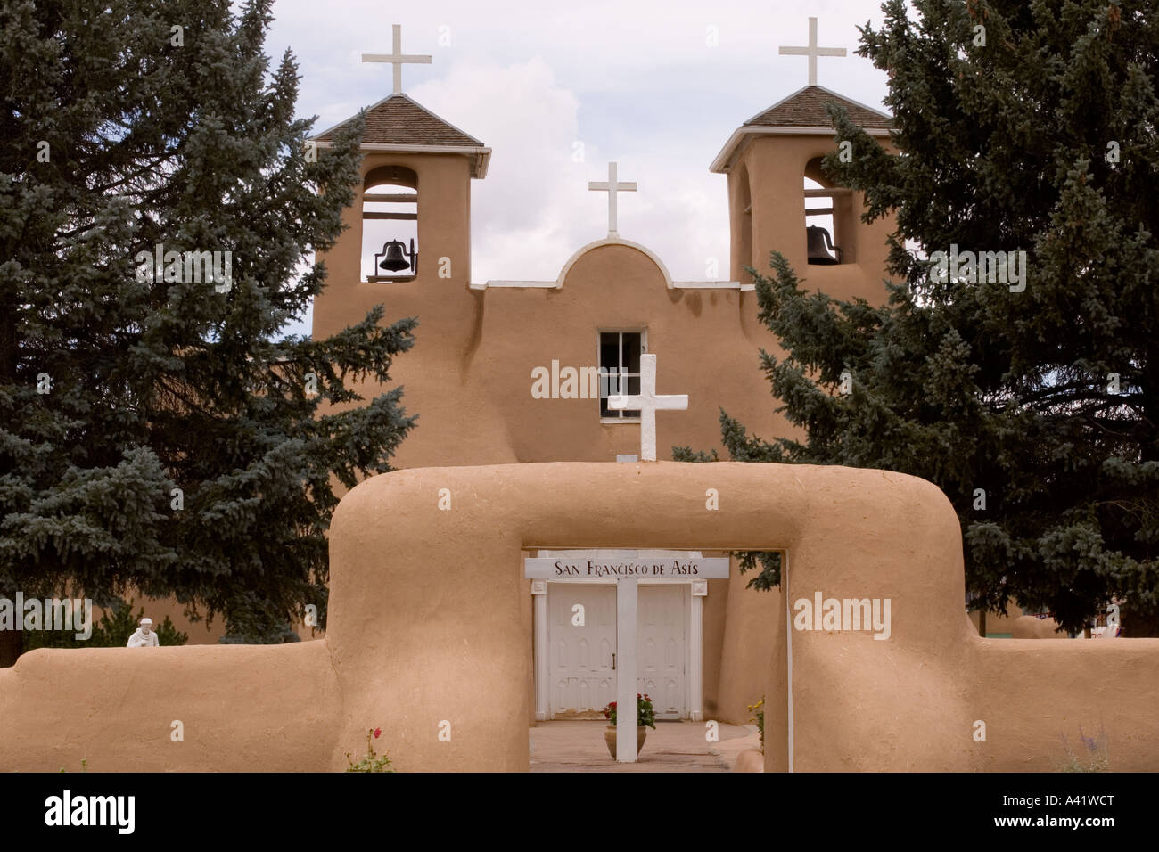 San Francisco de Asis-Assisi-Kirche erbaut 1722 spanische Mission Stil der Architektur an der Ranchos de Taos, New Mexico Stockfoto