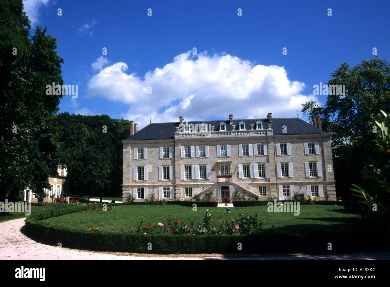 Burgund Frankreich Schloss Sauvigny le Bois Französisch Stockfotografie -  Alamy