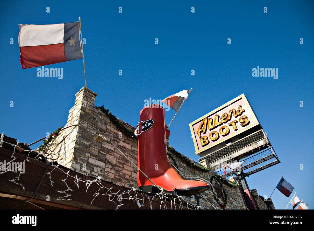 TEXAS Austin Oversized Cowboystiefel Allens Stiefel speichern auf South Congress hip SoCo Bezirk Lone Star Zustandsflags Stockfoto