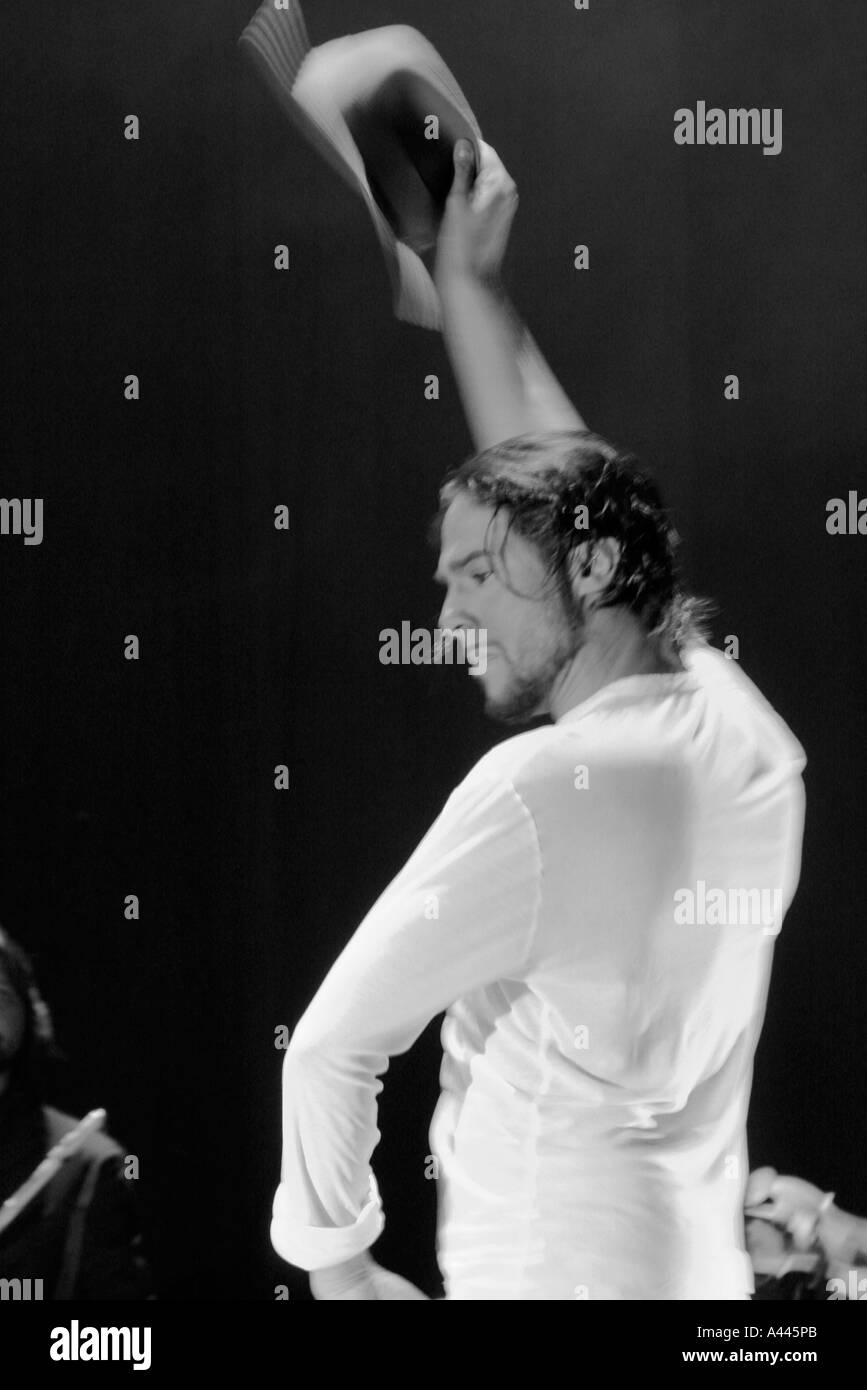 Joaquin Cortes, Flamenco-Tänzerin live auf der Bühne Stockfoto