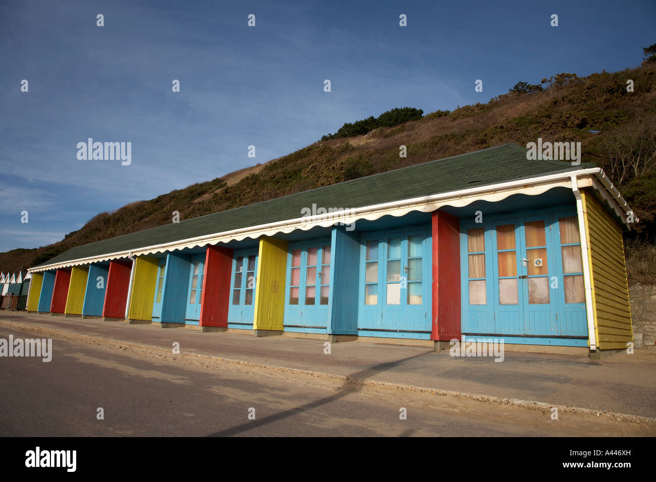 Hütten am Durley Chine Bournemouth Beach Dorset England uk Stockfoto