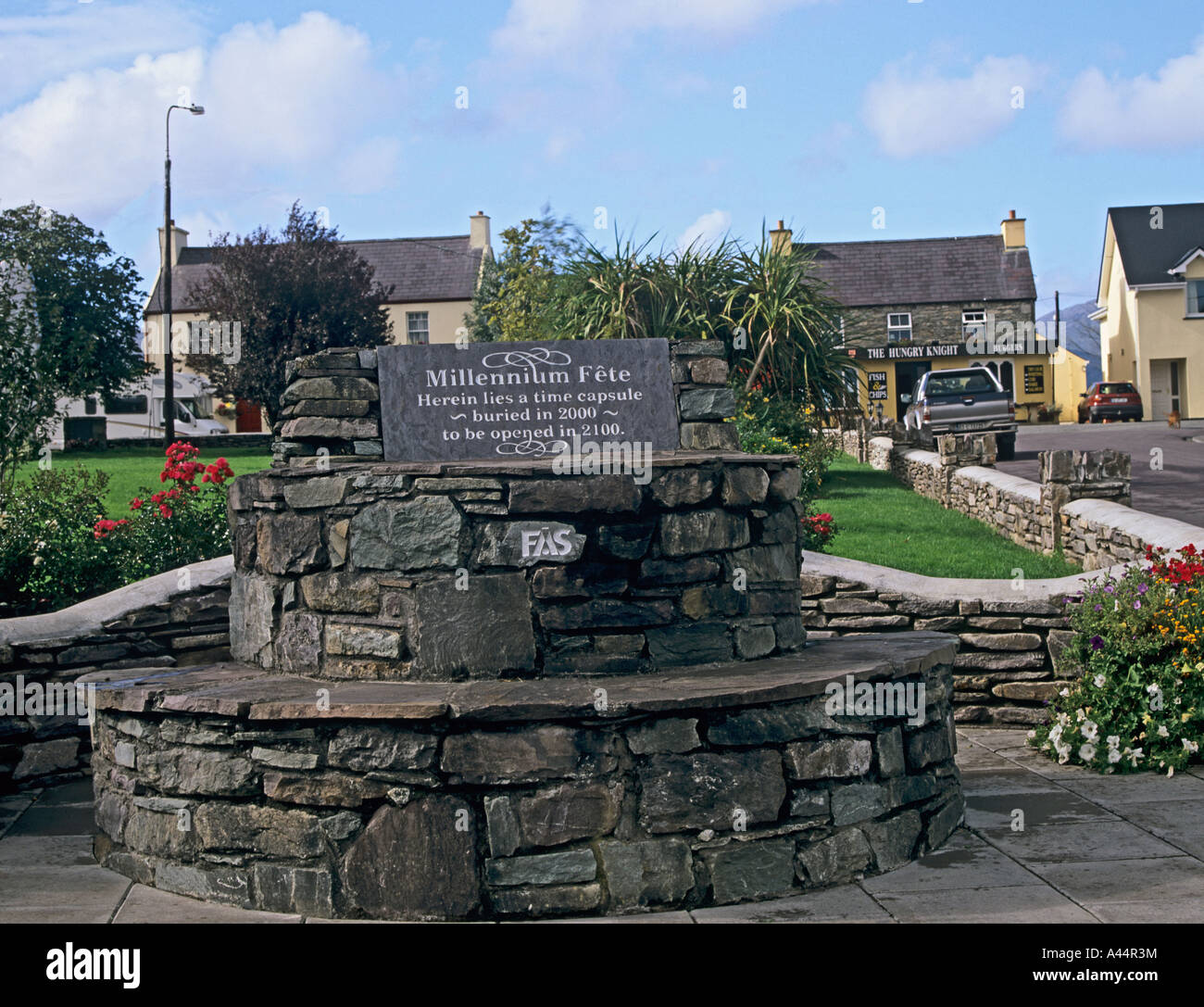 SNEEM COUNTY KERRY Republik von Irland Europäische UNION ein steinernes Monument zum Gedenken an den Millennium enthält Zeitkapsel Stockfoto