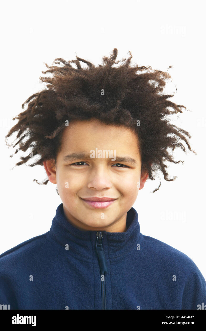 Portrait eines lächelnden jungen Stockfoto