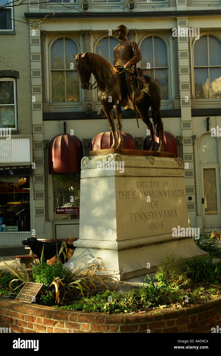 AJD53404, Hannover, PA, Pennsylvania, Zentrum Square, The Pickett, Reiterstatue Stockfoto