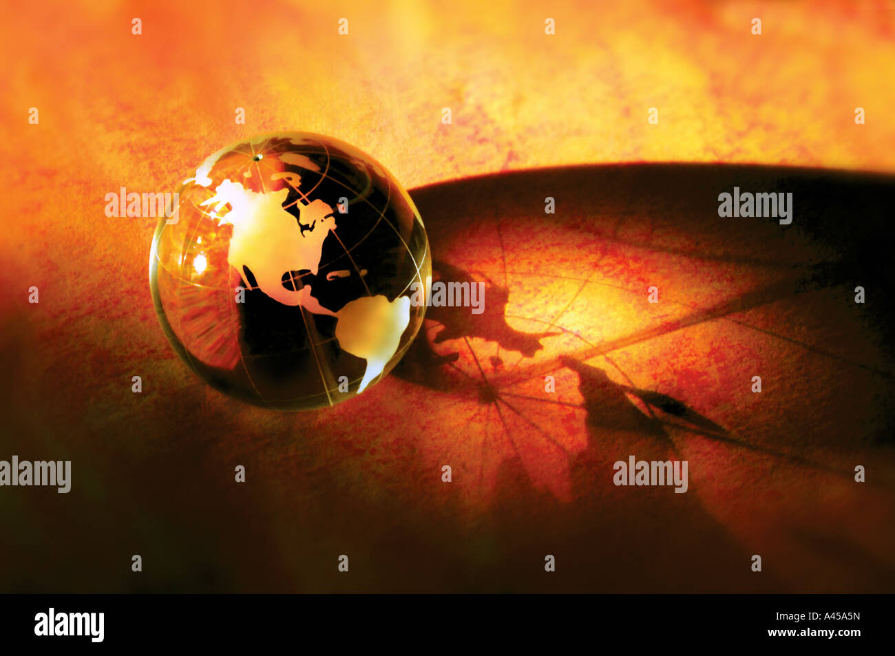 Glas-Erdkugel mit Nordamerika Stockfoto