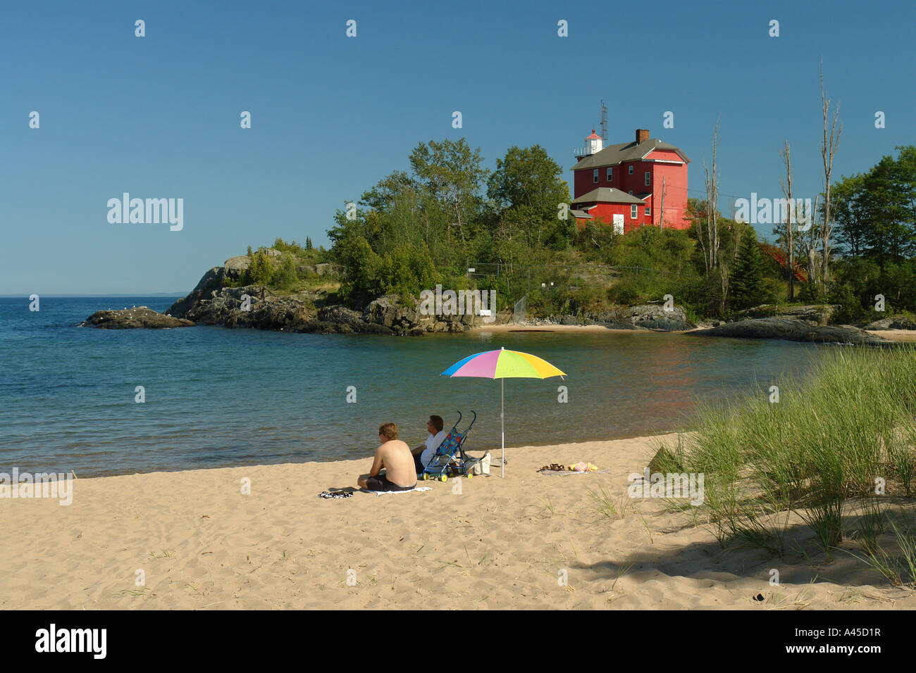 AJD57469, MI Marquette, Michigan, Upper Peninsula, Lake Superior, Shiras Park Beach, Vereinigte Staaten Küstenwache Leuchtturm 1866 Stockfoto