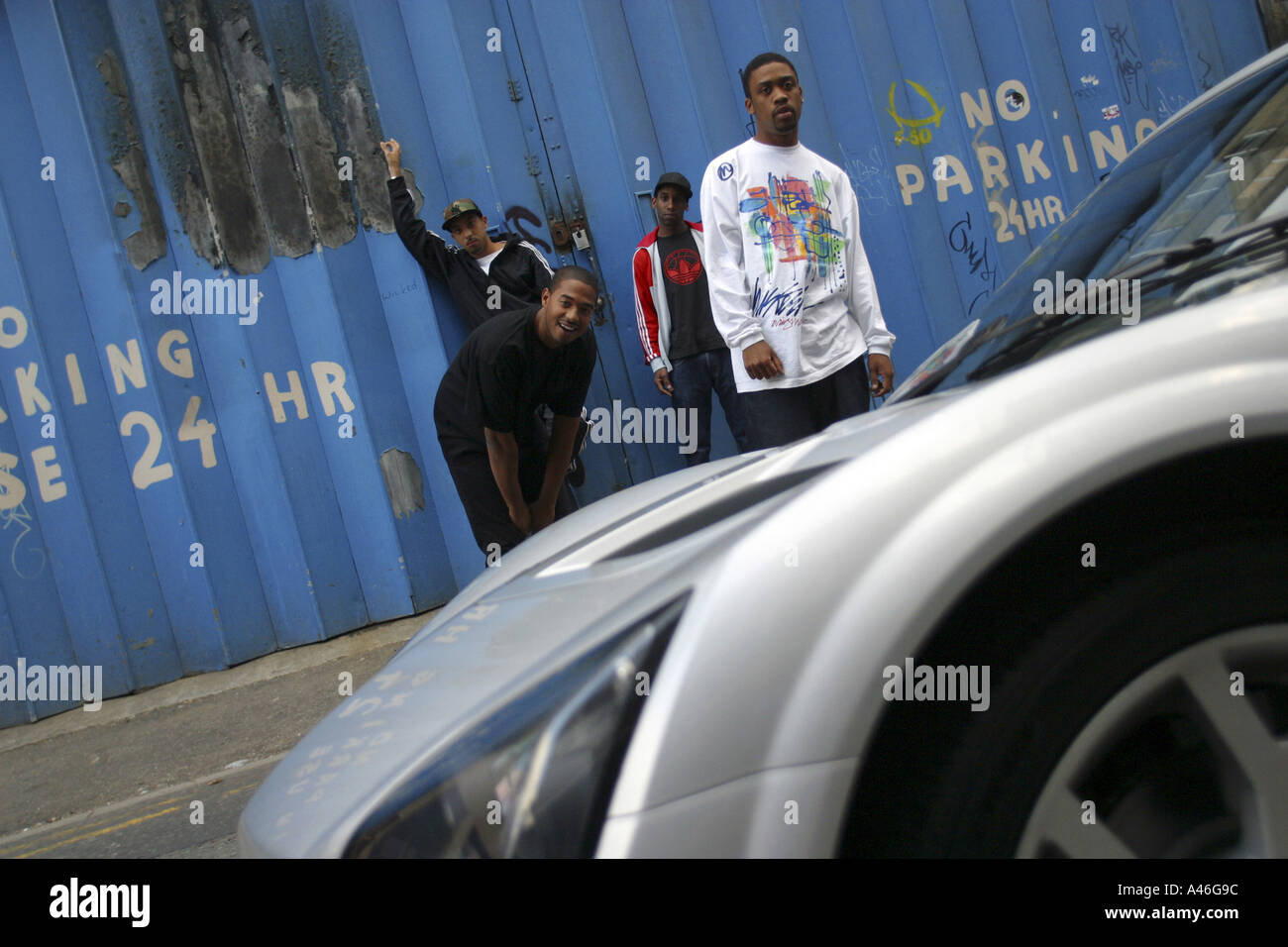 DJ-Wylie und Schmutz band Roll Deep Crew auf der Straße in Hackney-East London-UK Stockfoto