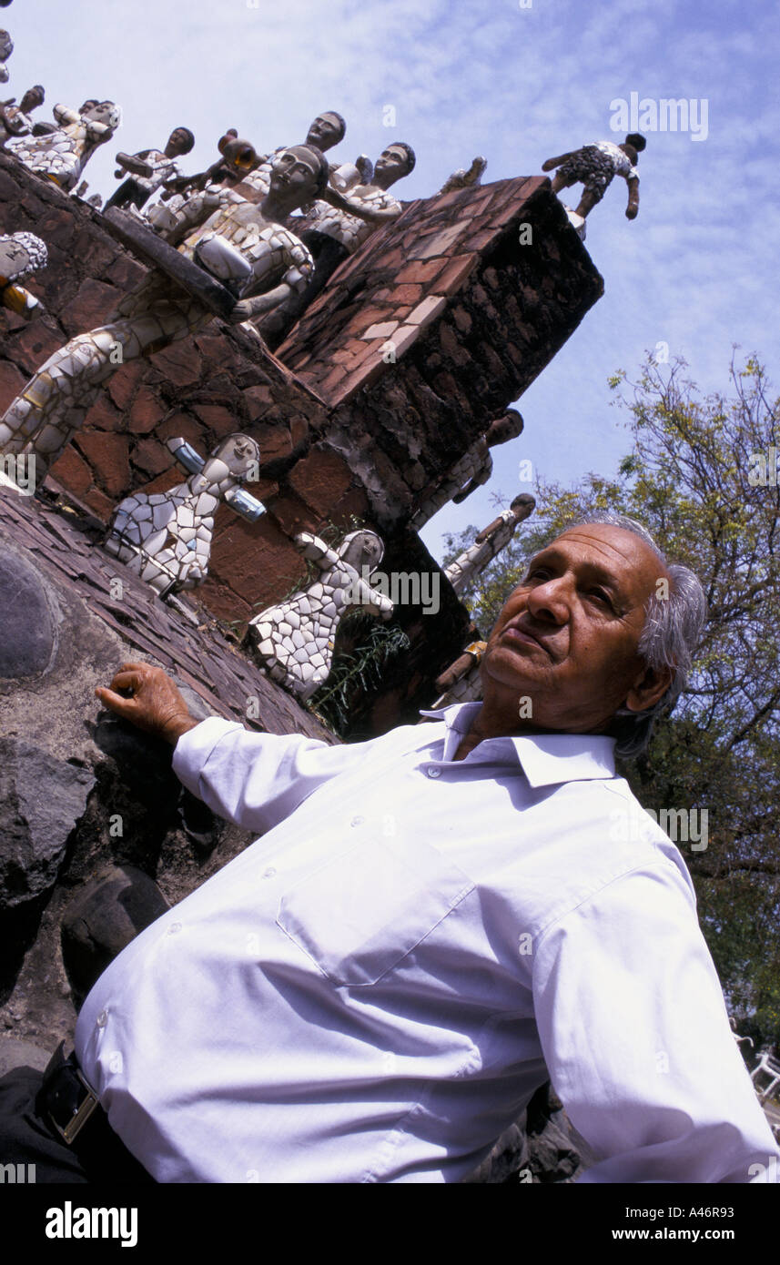 Nek Chand und seinem Steingarten gebaut von Müll in Chandigarh, Punjab, Indien Stockfoto