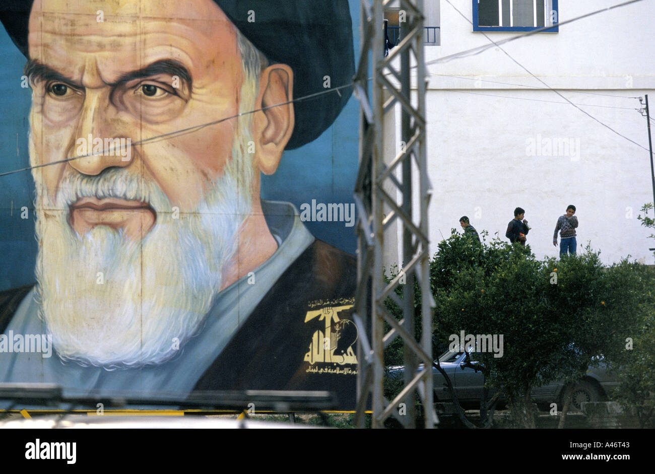 Plakat des Ayatollah Ruhollah Khomeini in den südlichen Vororten von Beirut-Libanon Stockfoto