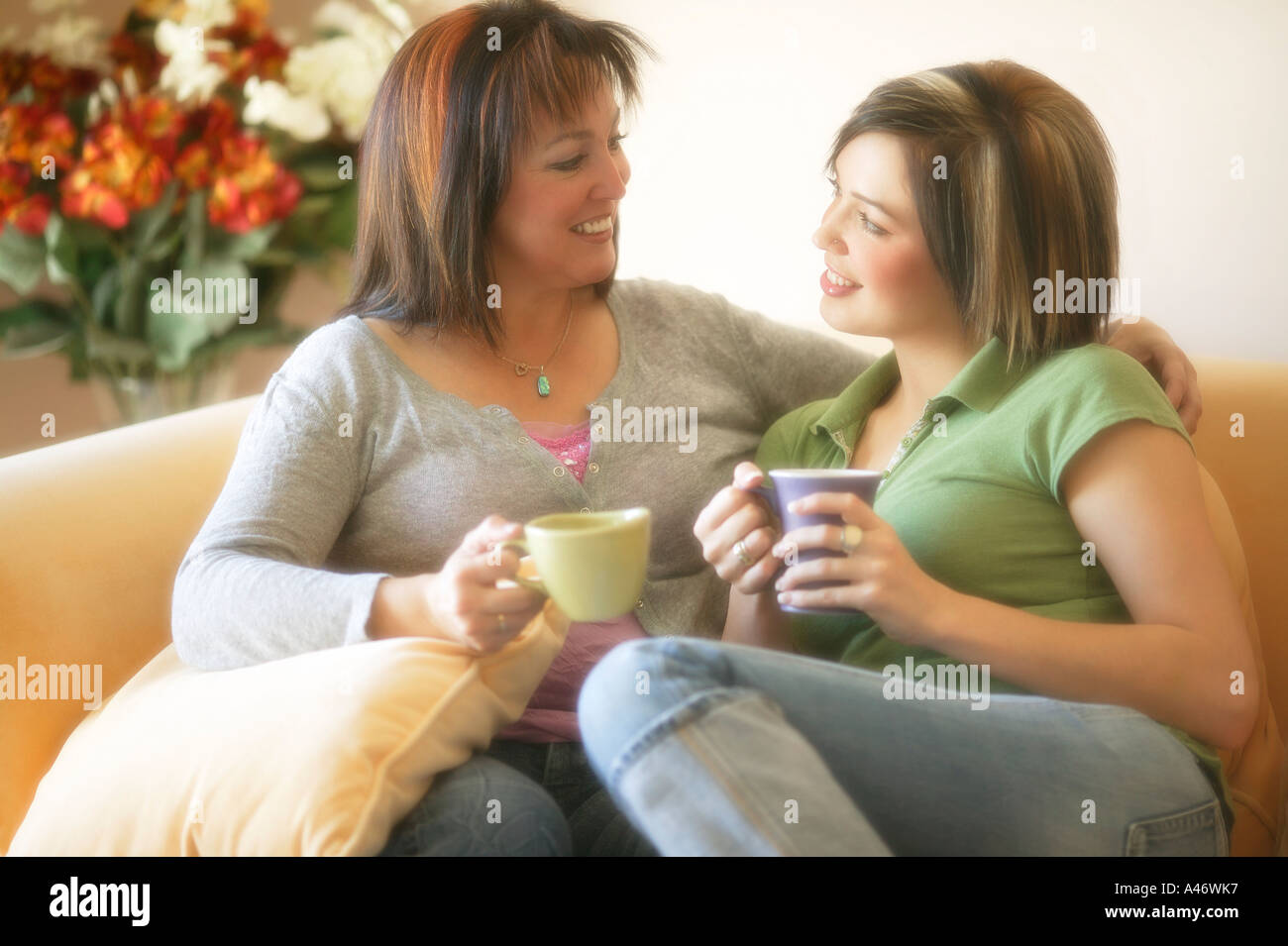 Mutter und Tochter zusammen Stockfoto