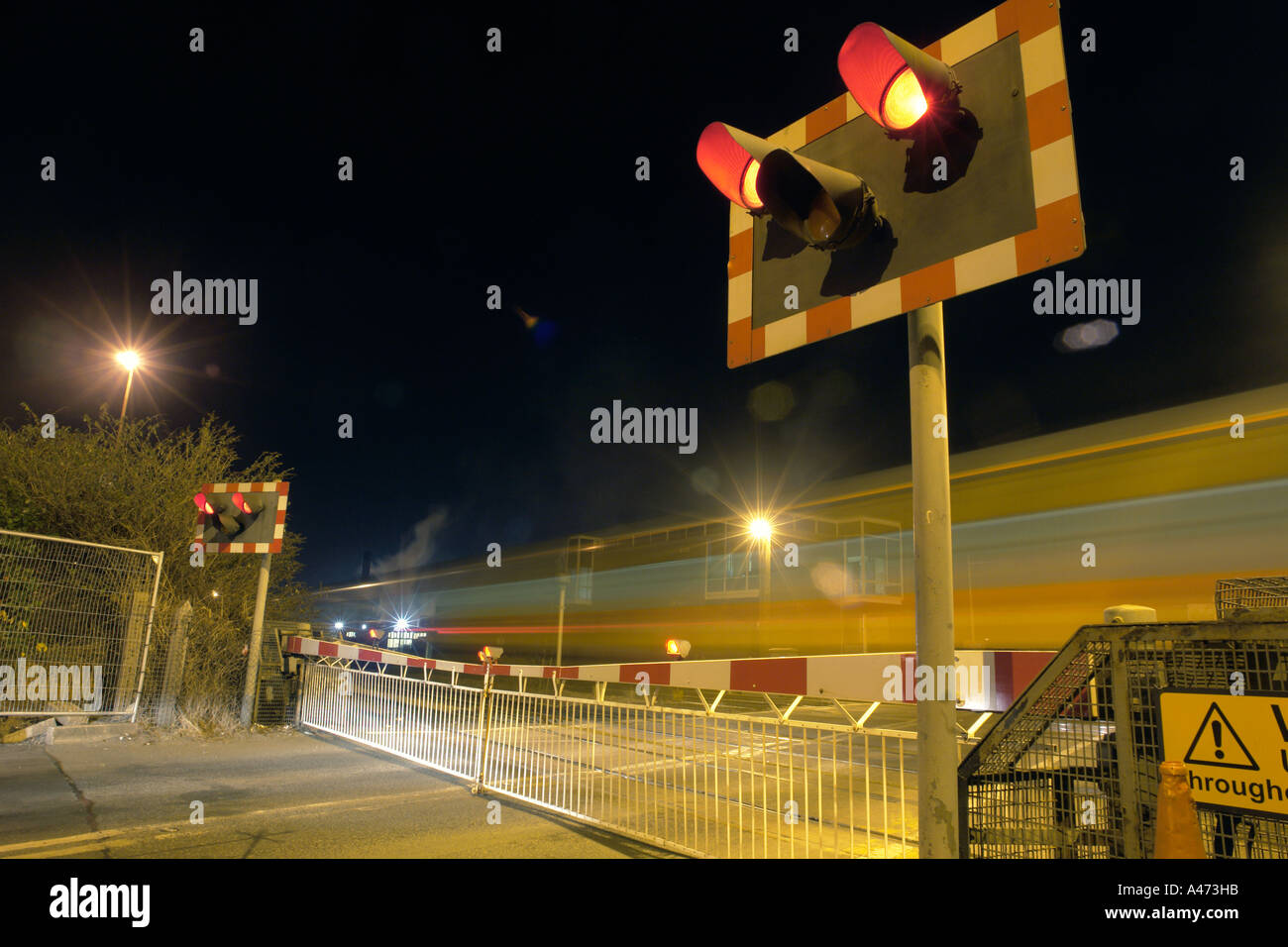 Dies ist eine Zug-Kreuzung in Port Talbot, Wales. Stockfoto