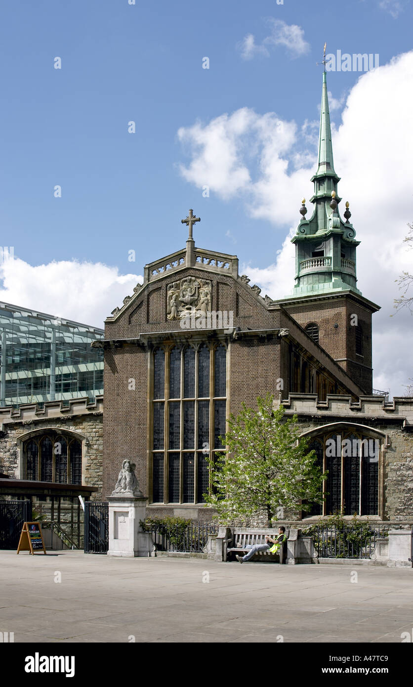 All Hallows Kirche und Turm Platz Bürogebäude City of London EC3 England Stockfoto