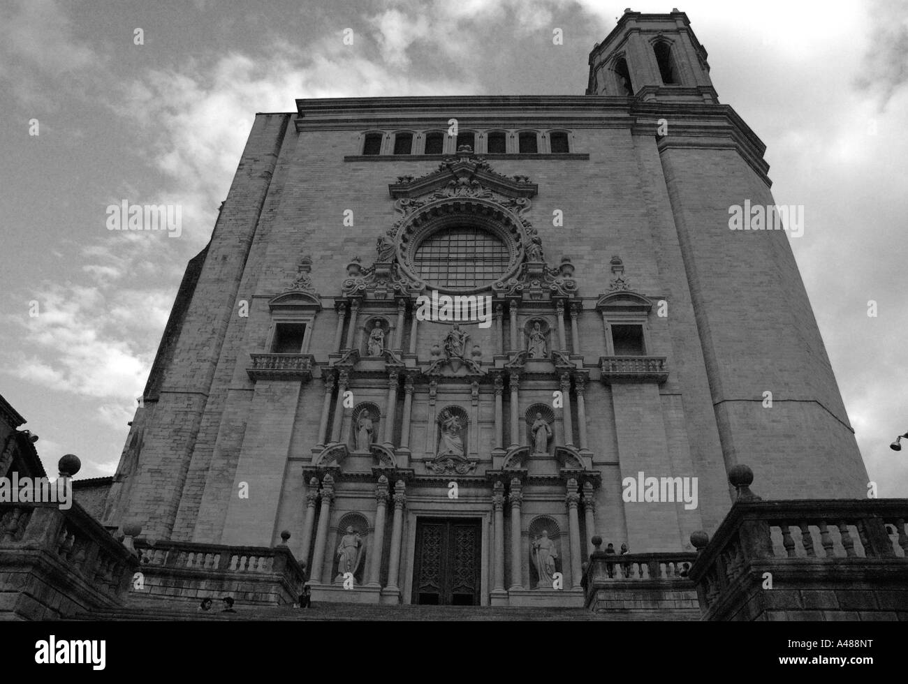 Vorderansicht der Kathedrale Gerona Girona Katalonien Catalunya Cataluña España Spanien Europa Stockfoto