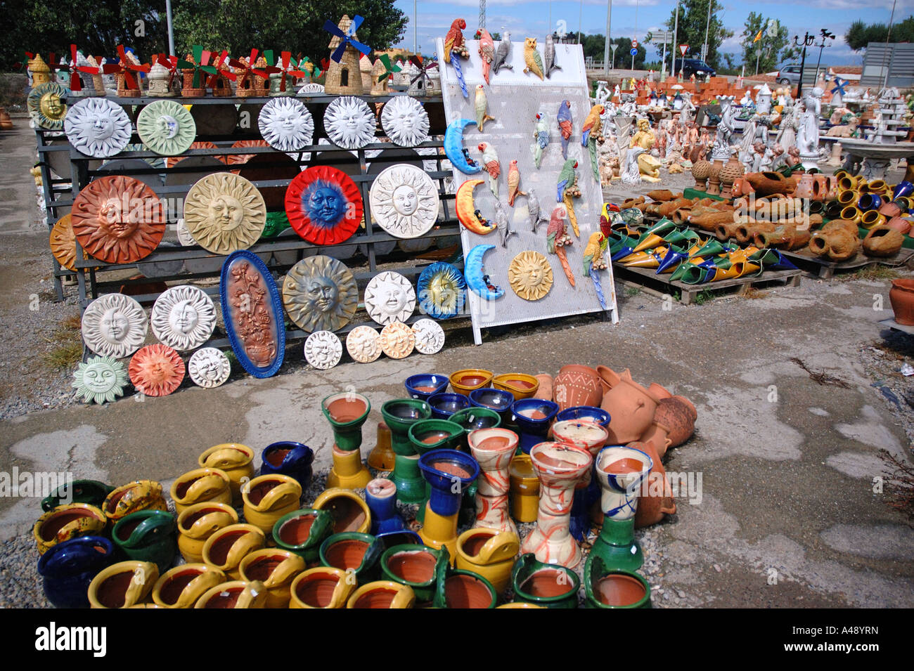 Keramik anzeigen Ampurias Ruinas de Empúries Empuries Girona Gerona Catalonia Katalonien Katalonien Costa Brava España Spanien Europa Stockfoto