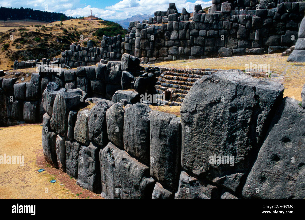 Ruinen der Inka-Festung / Saqsawaman / Ruinen von Inkafestung Stockfoto