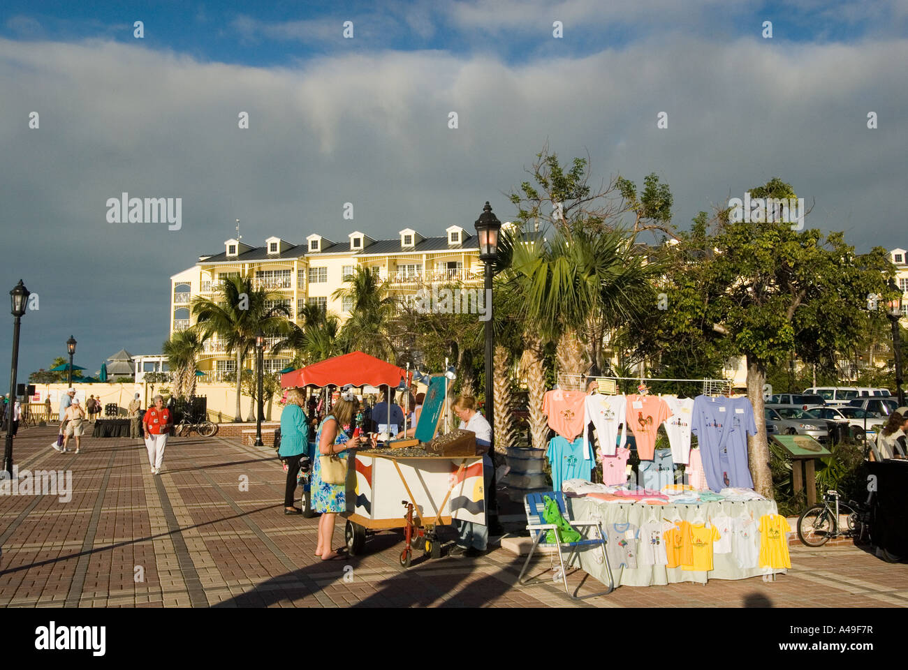 USA-Florida Keys-Anbieter anzeigen dort Ware in Mallory Square Key West Stockfoto