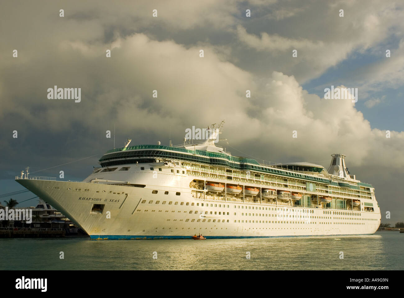 USA Florida Keys große Kreuzfahrtschiff im Hafen von Key West angedockt Stockfoto