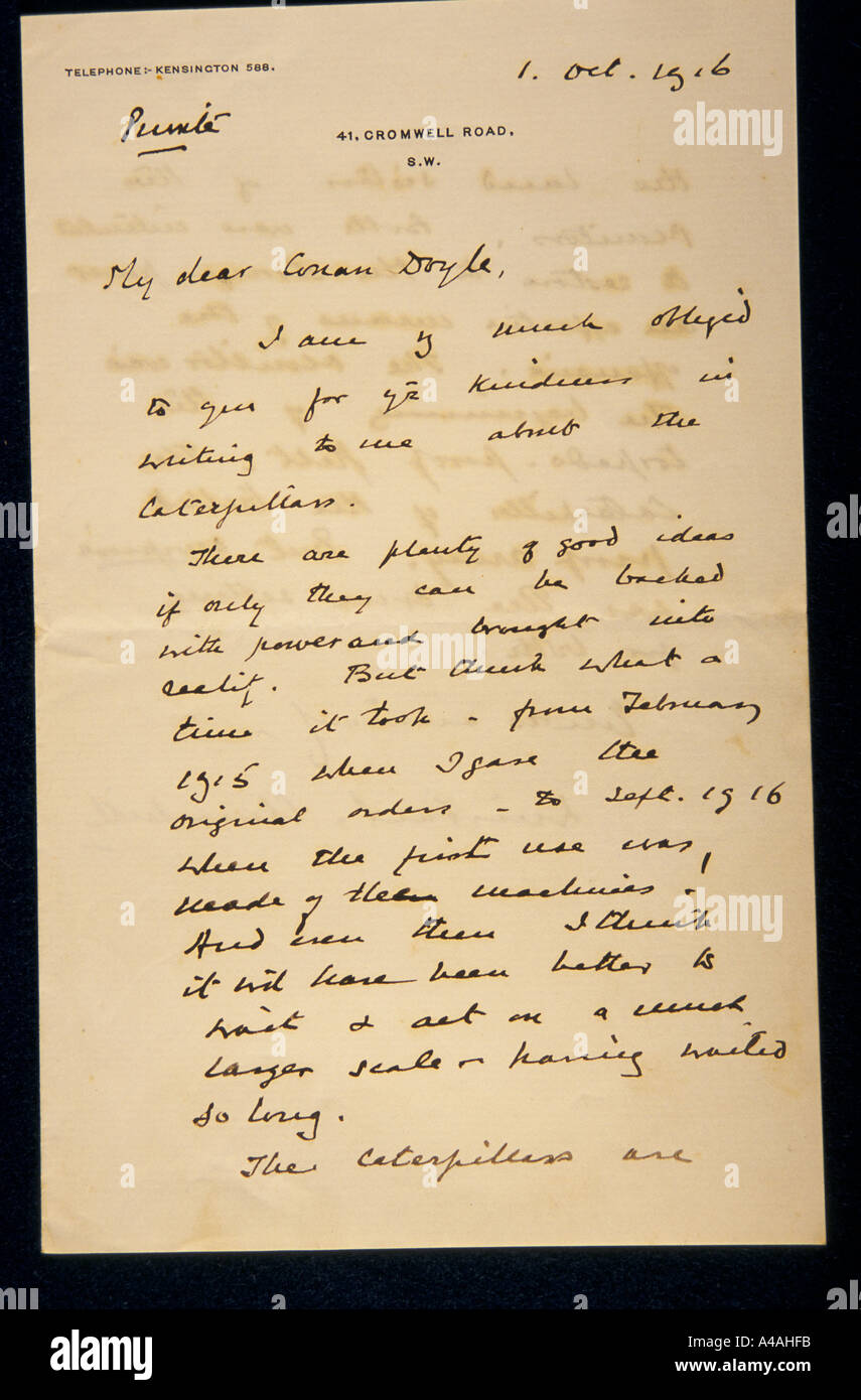 Artikel aus dem Archiv des Autors Sir Arthur Conan Doyle - ein Brief von Winston Churchill - Seite 1 Stockfoto