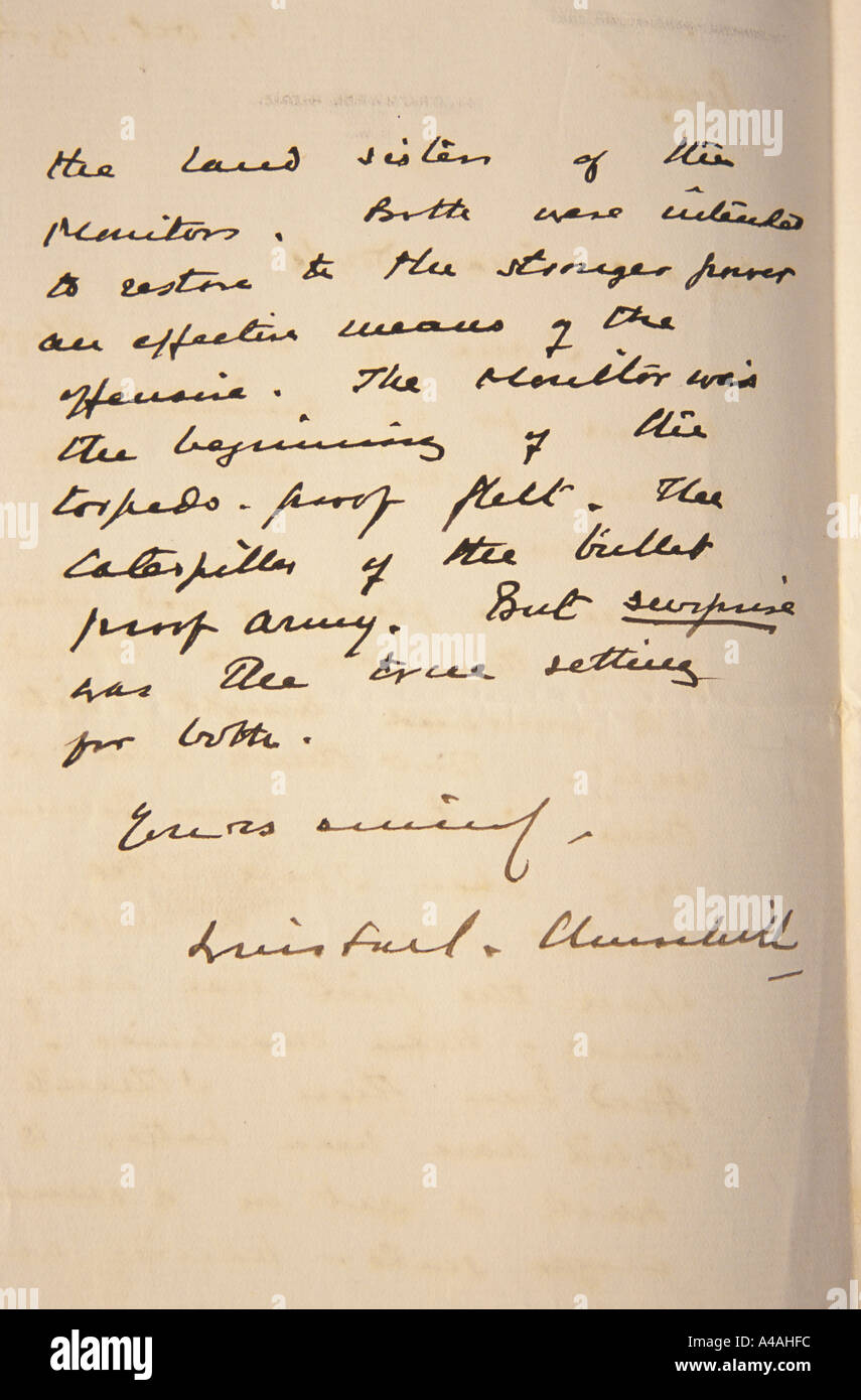 Artikel aus dem Archiv von Sir Arthur Conan Doyle Autor - ein Brief von Winston Churchill - Seite 2 Stockfoto