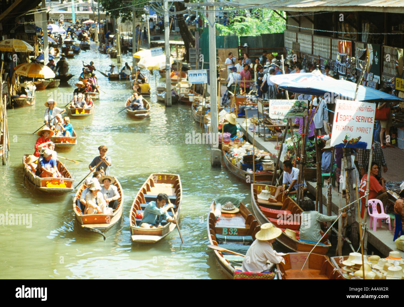 THAILAND BANGKOK FLOATING MARKET Stockfoto