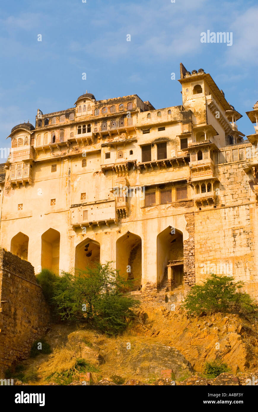 Abbildung des Taragarh Fort und Bundi Palast Rajasthan Indien Stockfoto