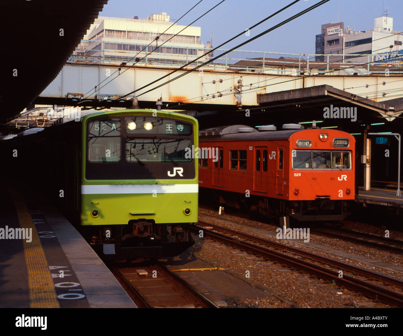 Loop Linie Nahverkehrszug, Osaka, Japan Stockfoto