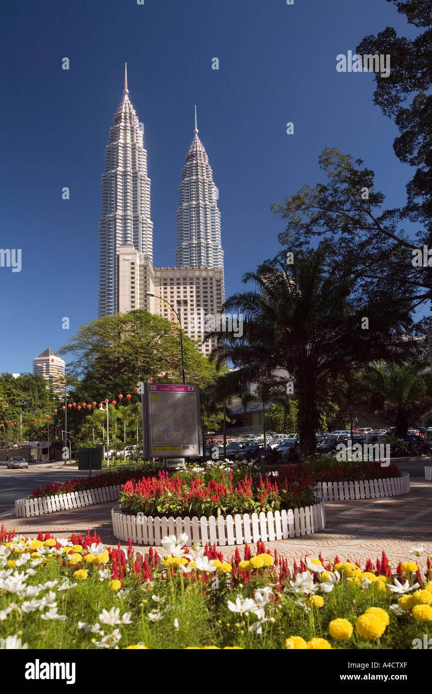 Malaysia Kuala Lumpur Geschäftsviertel und KLCC Petronas Twin Towers Stockfoto