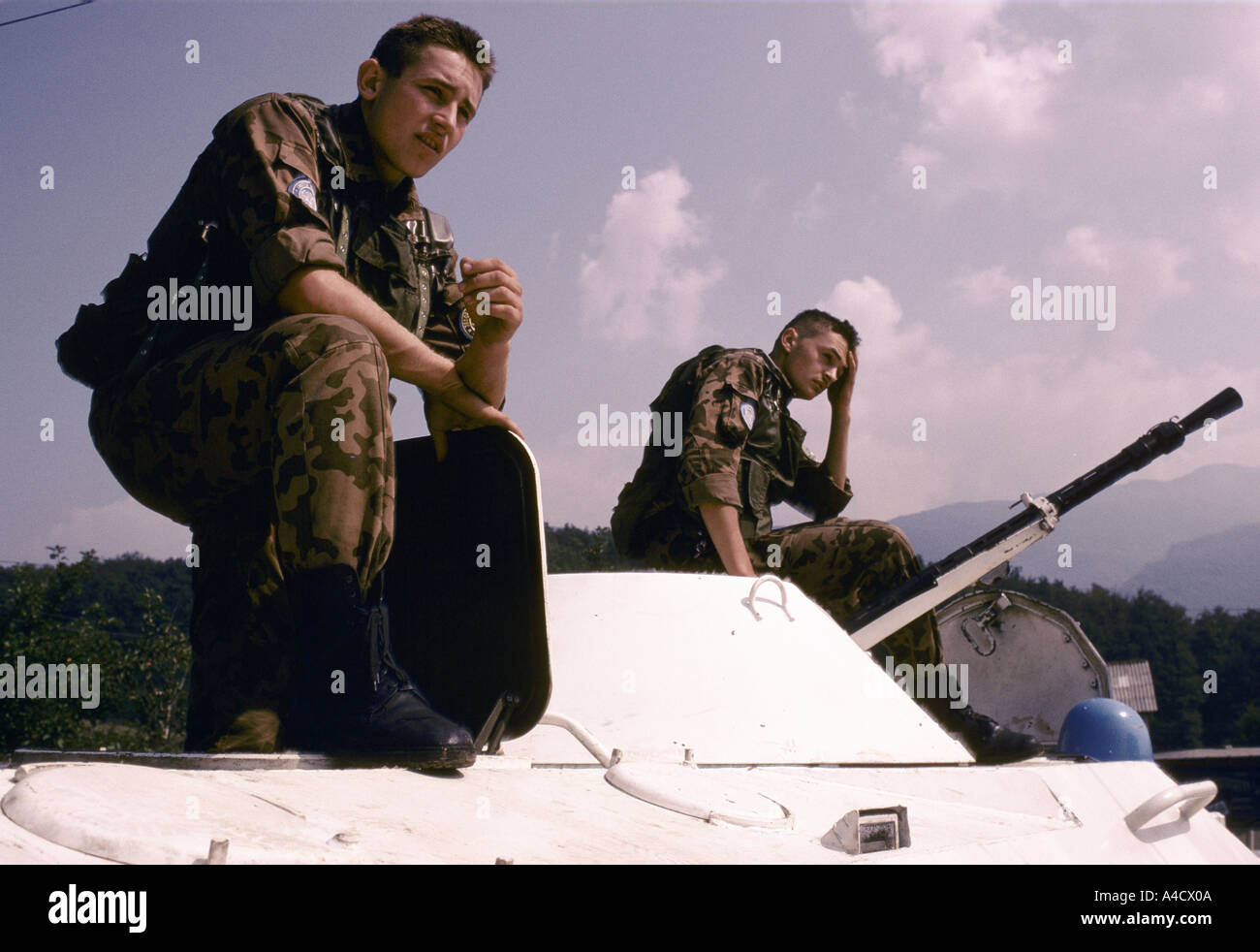 In der Nähe von Lukavica Kaserne, Sarajevo, Bosnien & Herzegowina. Russische UN-Truppen überwachen bosnischen und serbischen Artilleriestellungen. Stockfoto