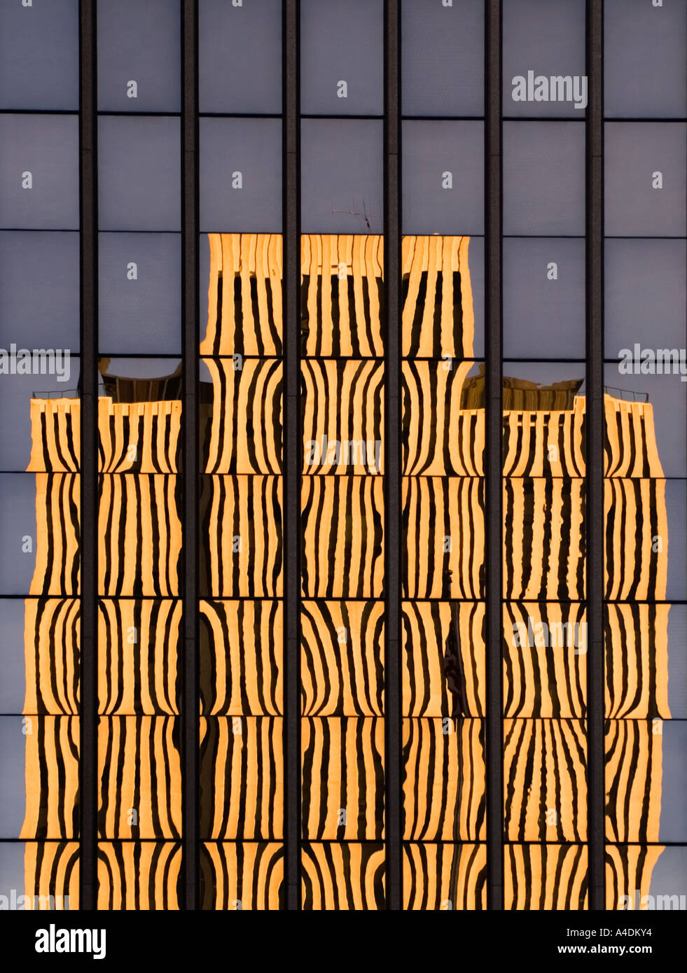 Reflexion der Hauptsitz LDS Kirche Stockfoto