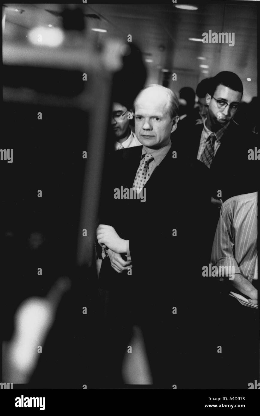 William Hague Gesichter die Presse während des Wahlkampfes von 1997. London Stockfoto