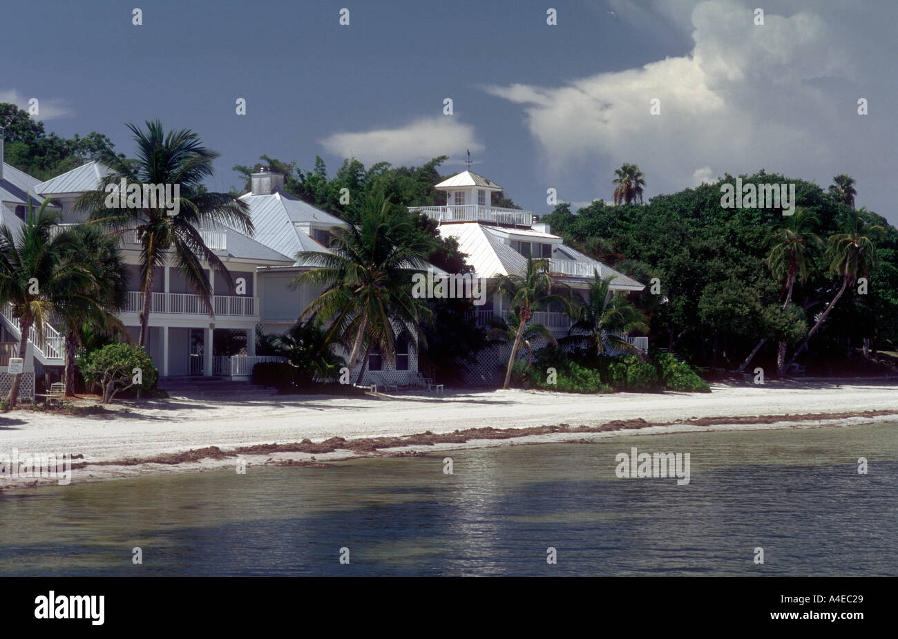 Golf von Mexiko und die Häuser auf Useppa Island FL Stockfoto