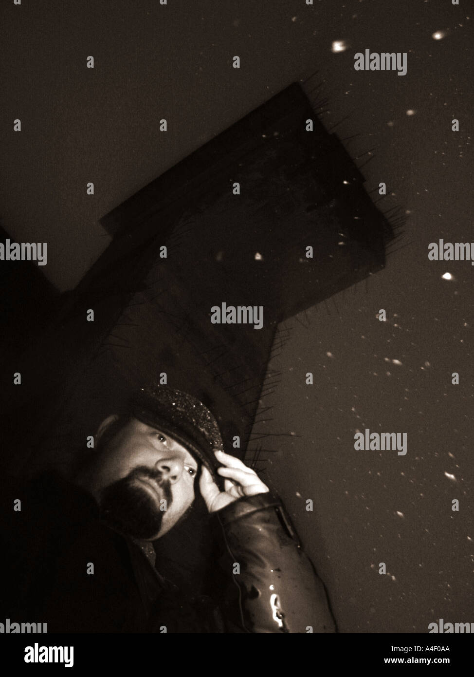 Mann in der Nacht Stockfoto