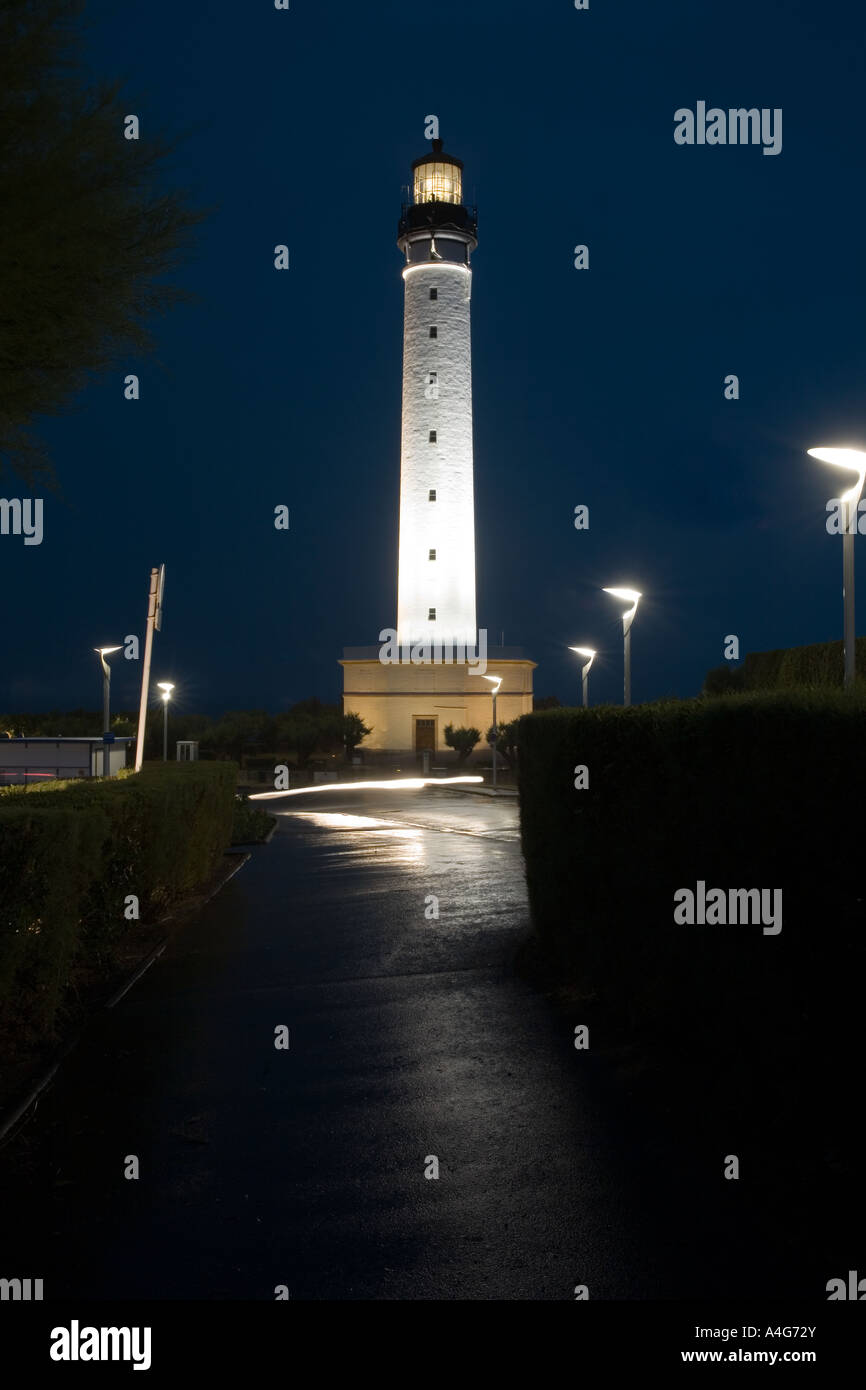 Gewitter über Biarittz Leuchtturm im Juni Stockfoto