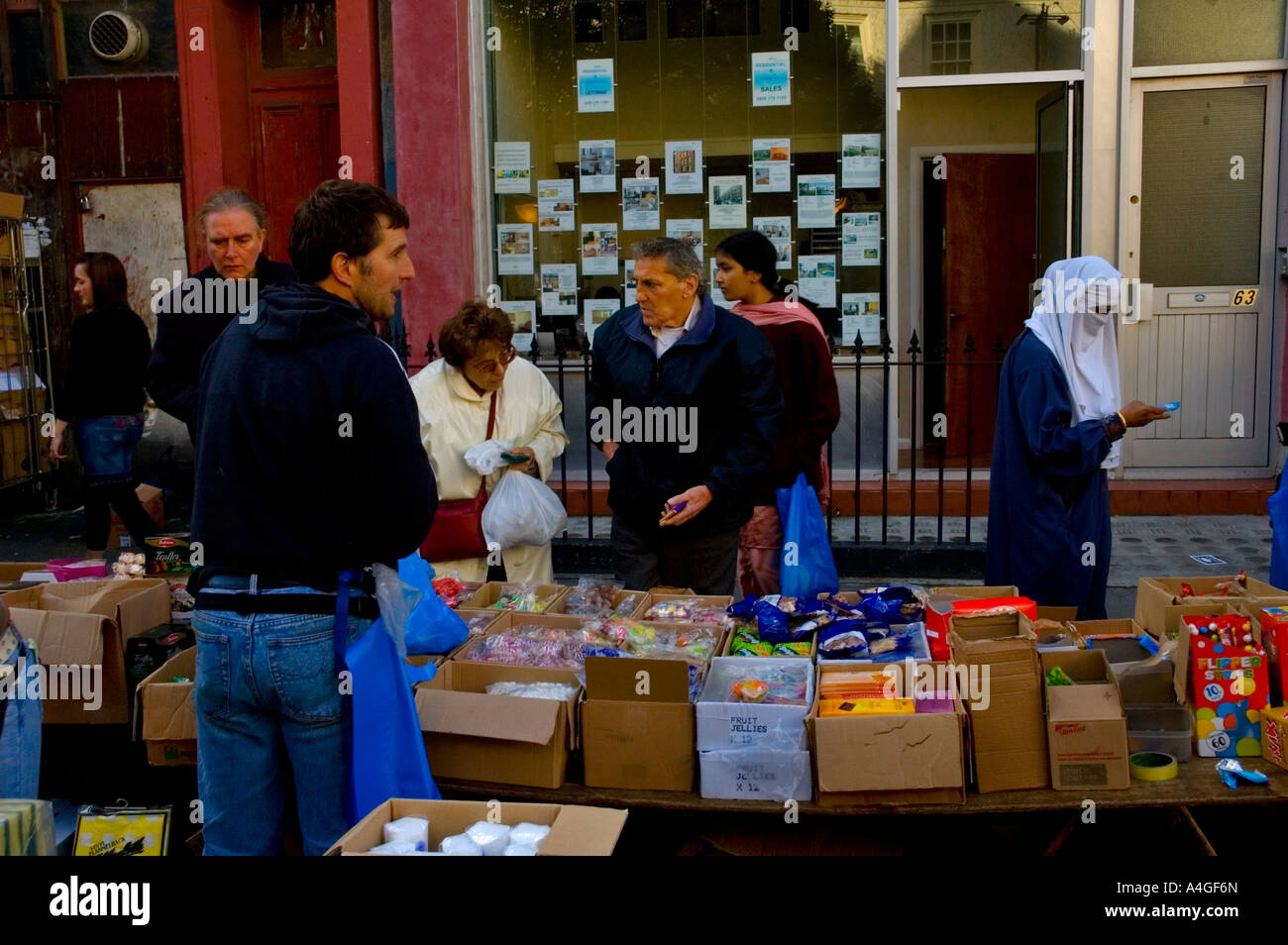 Chalton Straßenmarkt in central London England UK Stockfoto