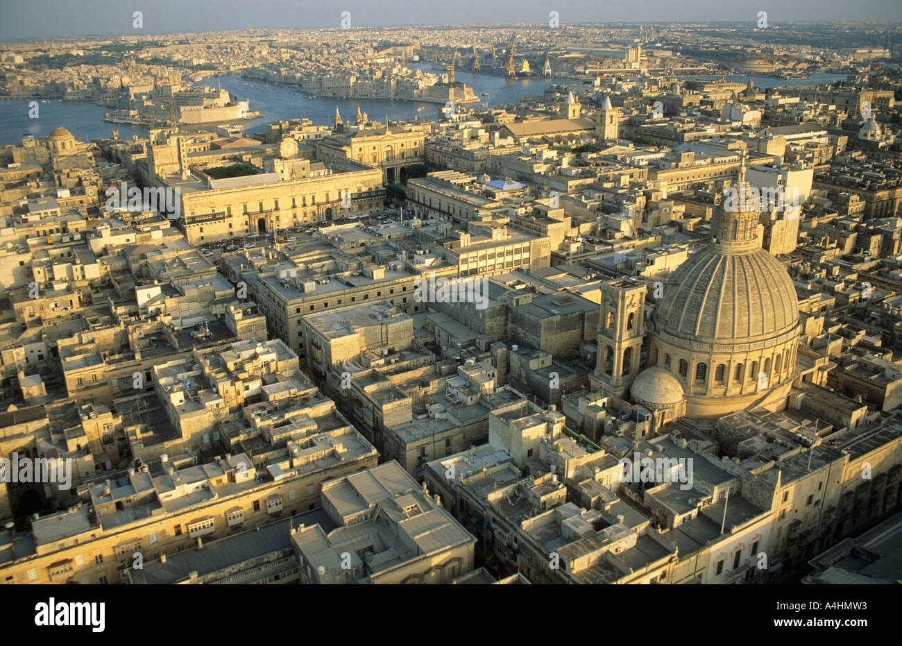 View over valetta la valetta Fotos und Bildmaterial in hoher