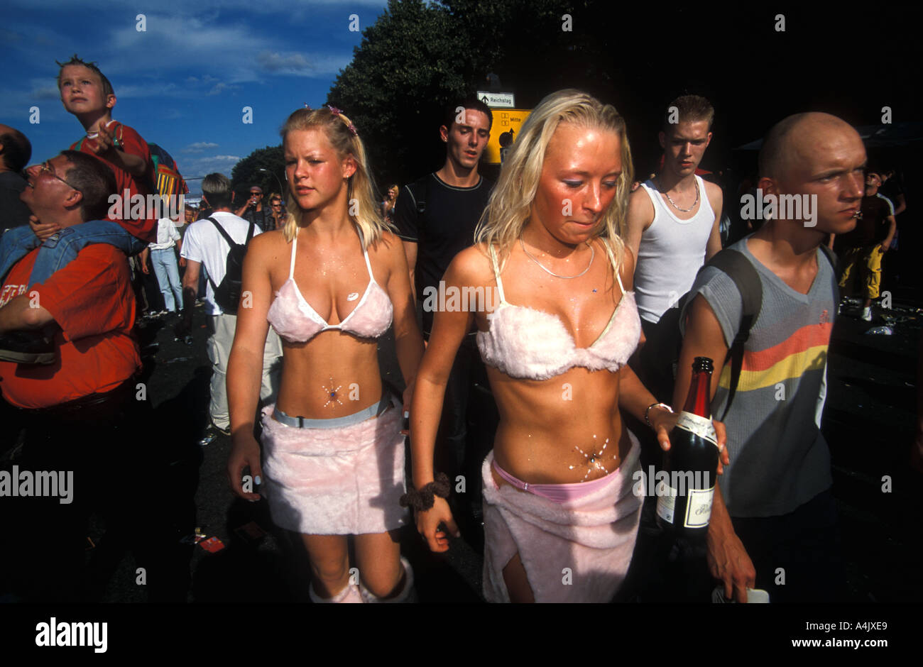 Die Loveparade Berlin Deutschland Juli 2001 Stockfoto