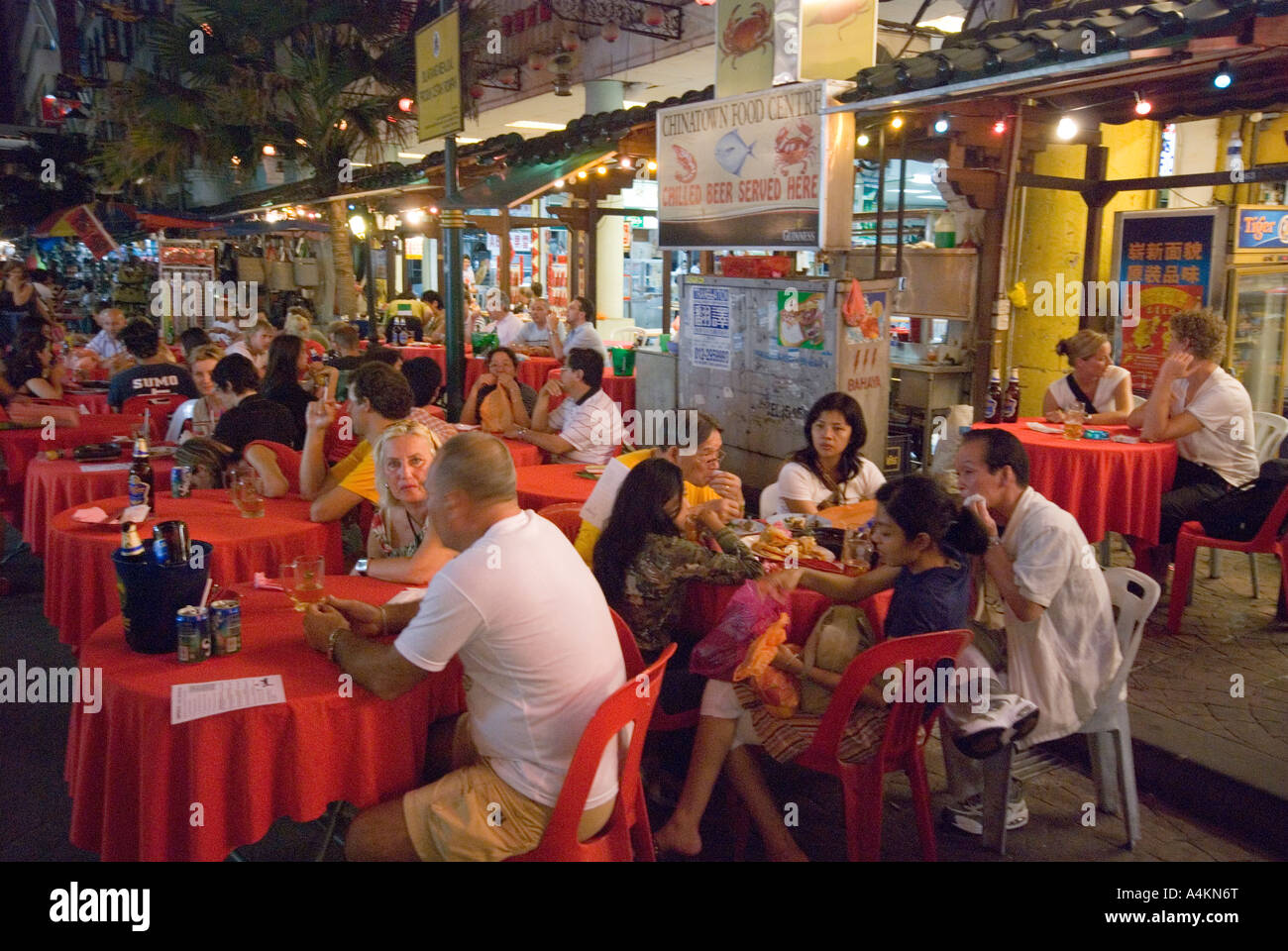 Restaurants in Kuala Lumpur: Straße in der Nähe von Jalan Petaling Stockfoto