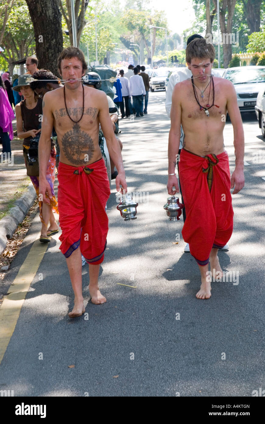 Britische Anhänger auf dem Festival von Thaipusam in Georgetown Penang Stockfoto