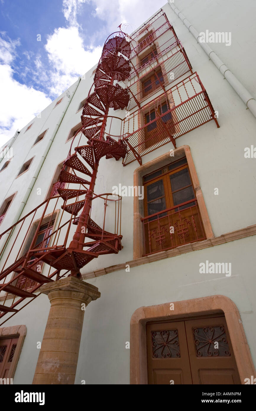 Ein Notfall Wendeltreppe (Guanajuato - Mexiko). Escalier de Secours En Colimaçon (Guanajuato - Mexique). Stockfoto