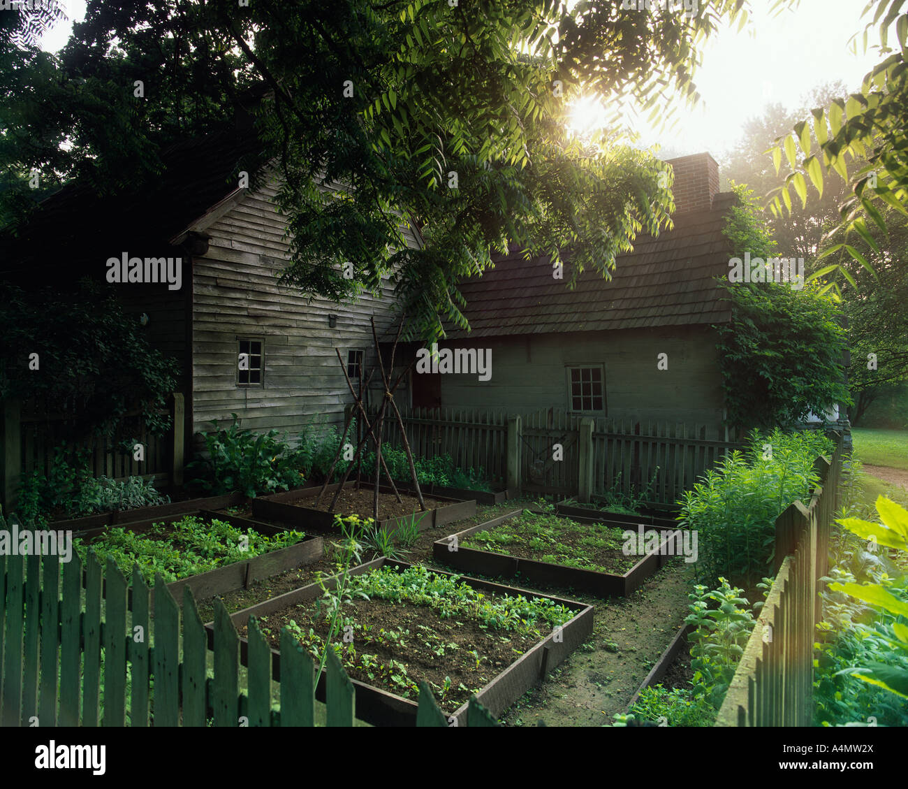 VIER SQUARE GARDEN EPHRATA KLOSTER EPHRATA, PA Stockfoto