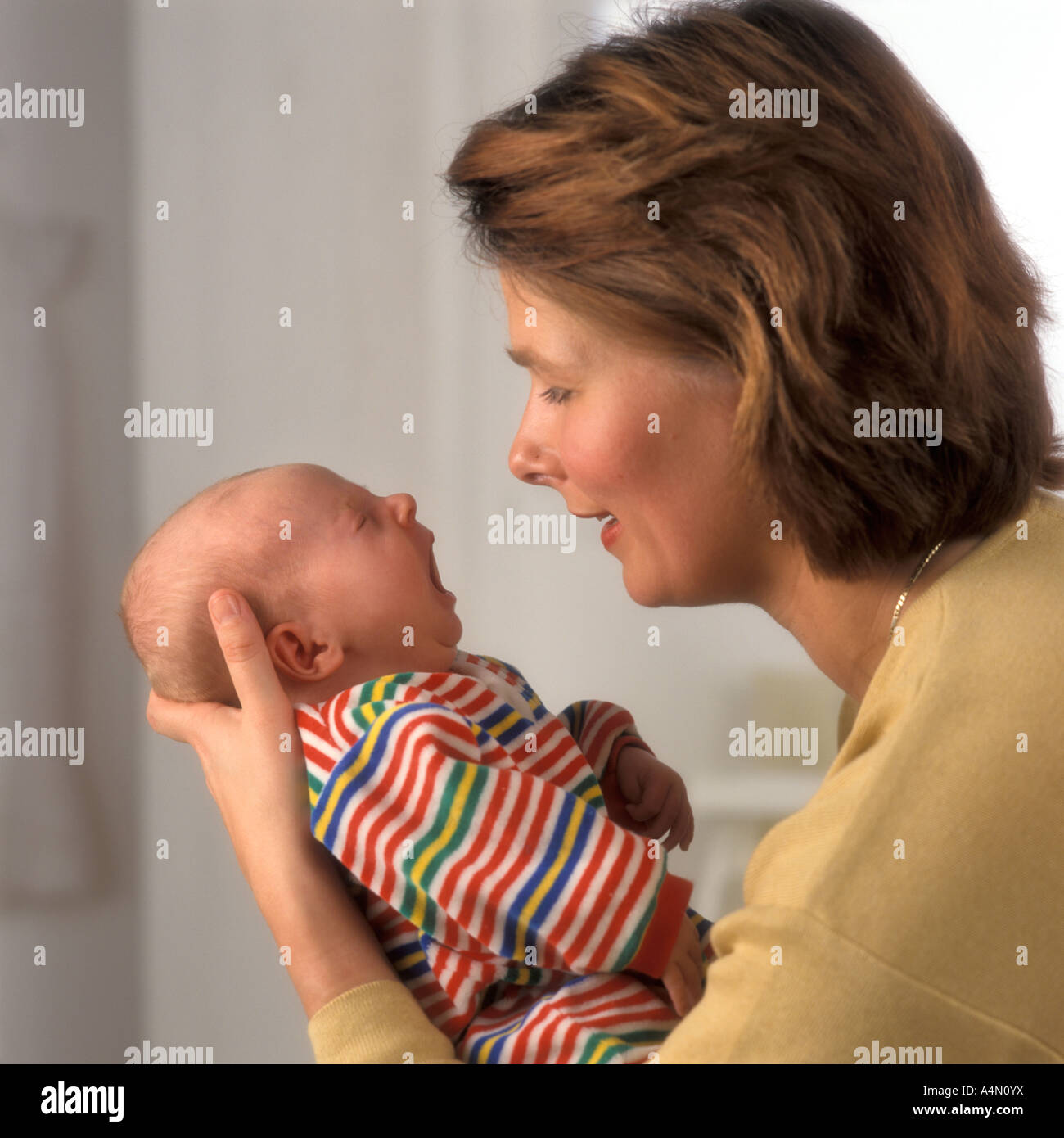 Mutter und Neugeborene Stockfoto